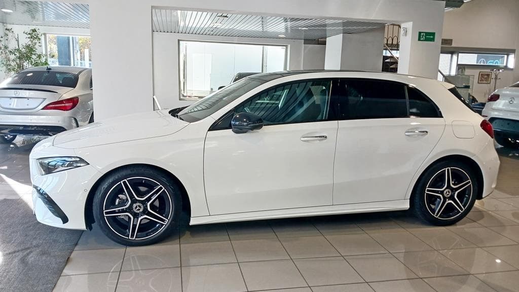 Foto 10 A 200 d AMG 
