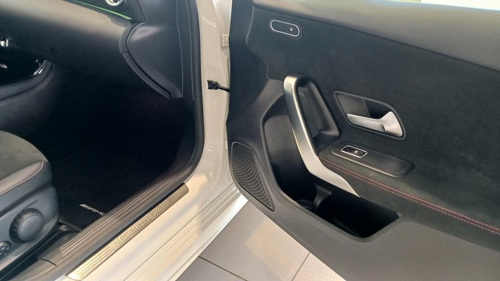 Foto 15 A 200 d AMG 
