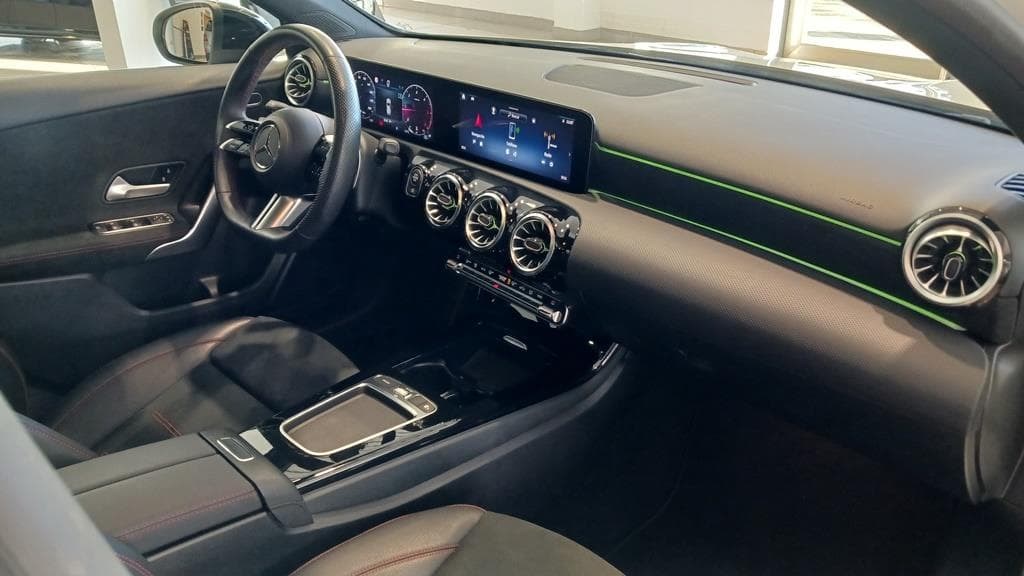 Foto 18 A 200 d AMG 