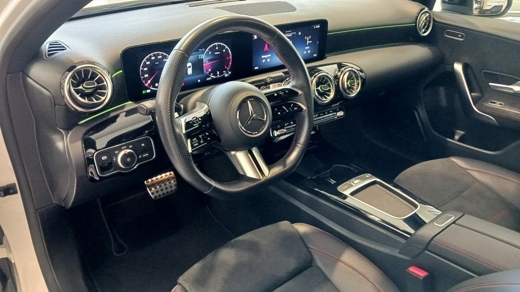 Foto 22 A 200 d AMG 
