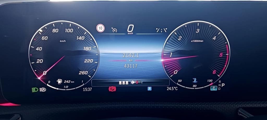 Foto 24 A 200 d AMG 