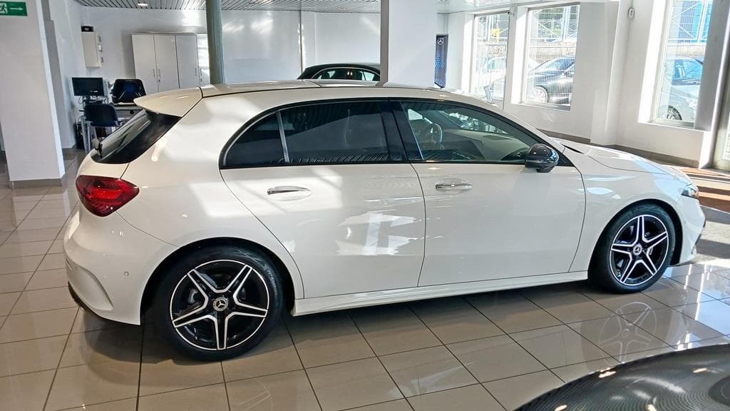 Foto 9 A 200 d AMG 