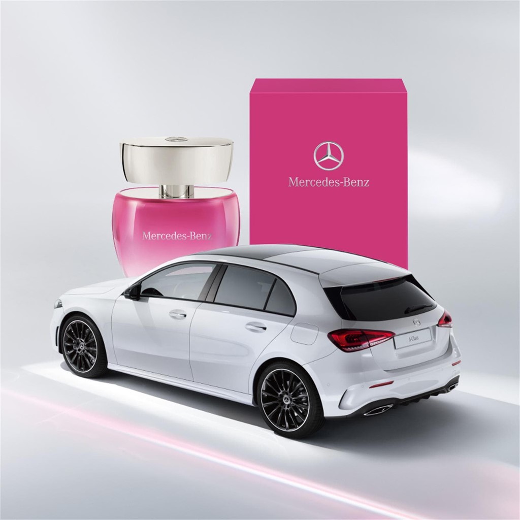 ¡Conquista a tu madre con la fragancia Mercedes-Benz for Women Rose!