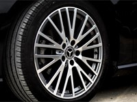 Equipa tu coche con neumáticos Continental y consigue un cheque-carburante GRATIS
