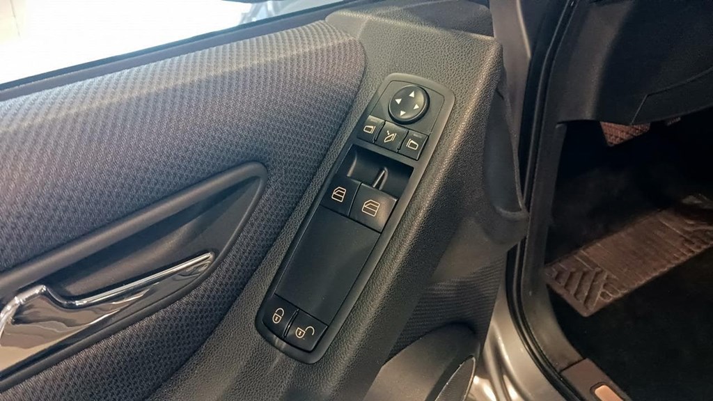 Foto 19 Mercedes A 180 CDI Avantgarde 7G-DCT