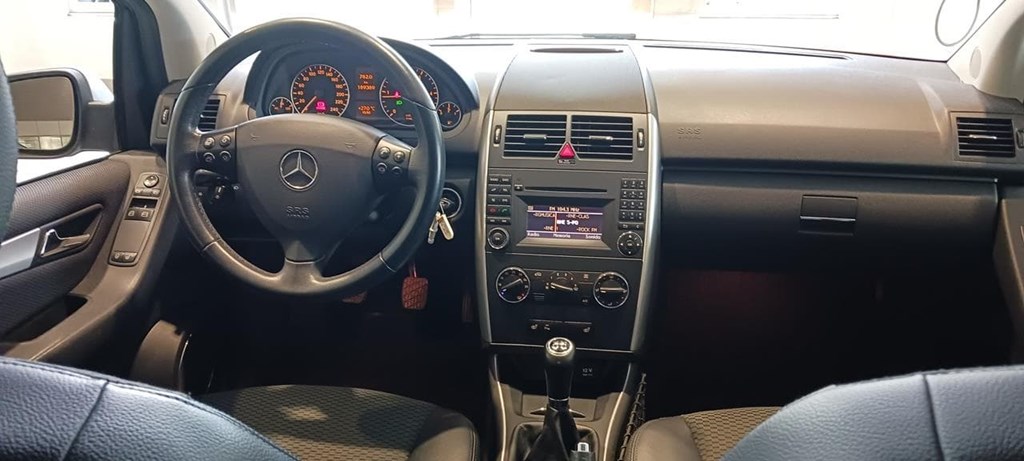 Foto 19 Mercedes A 180 CDI Avantgarde