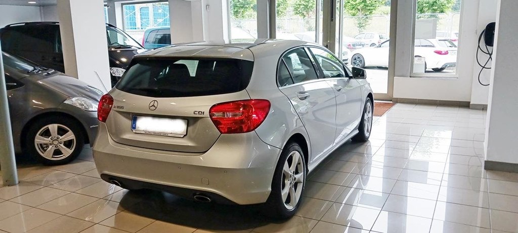 Foto 5 Mercedes A 180 CDI BlueEFFICIENCY Urban 7G-DCT