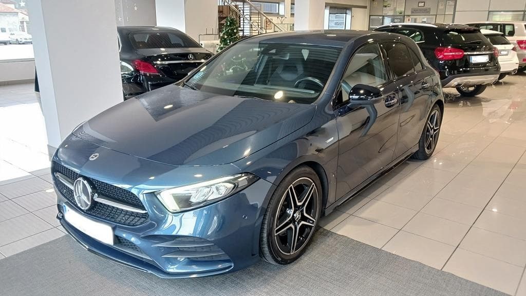 Foto 1 Mercedes A 180 d AMG Edition Aut.
