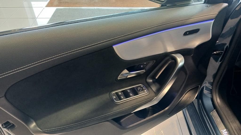 Foto 21 Mercedes A 180 d AMG Edition Aut.