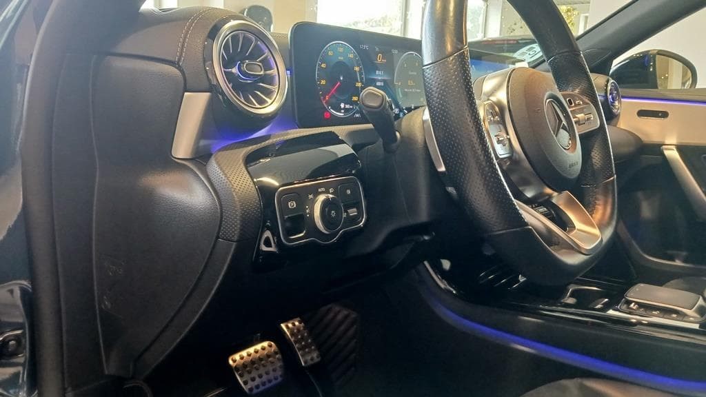 Foto 24 Mercedes A 180 d AMG Edition Aut.