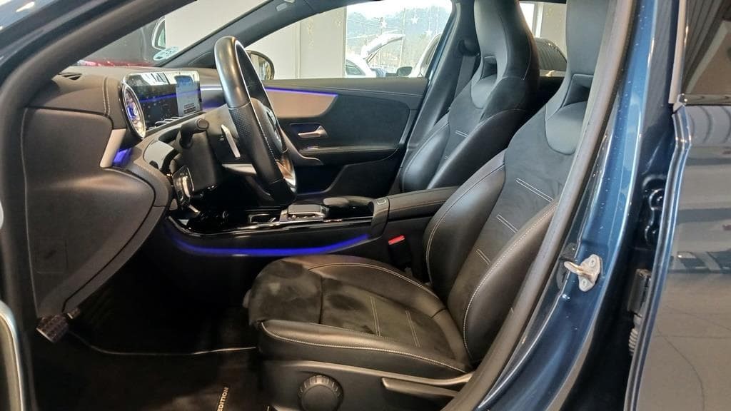 Foto 26 Mercedes A 180 d AMG Edition Aut.