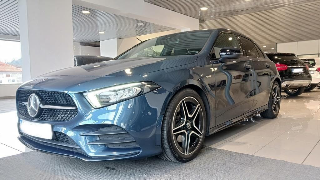 Foto 2 Mercedes A 180 d AMG Edition Aut.