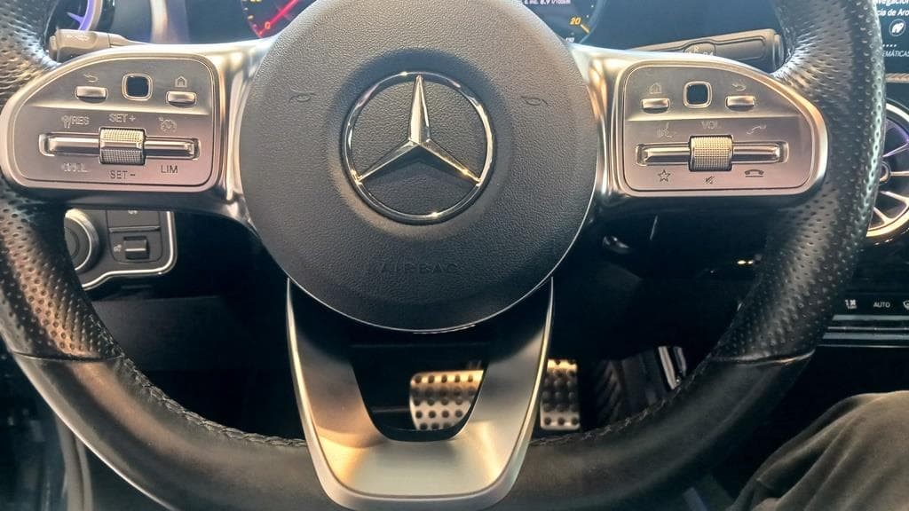 Foto 30 Mercedes A 180 d AMG Edition Aut.