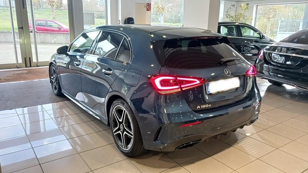 Foto 7 Mercedes A 180 d AMG Edition Aut.