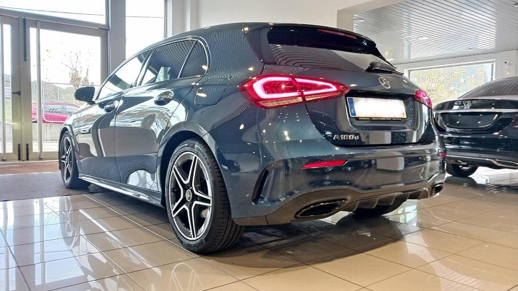 Foto 8 Mercedes A 180 d AMG Edition Aut.