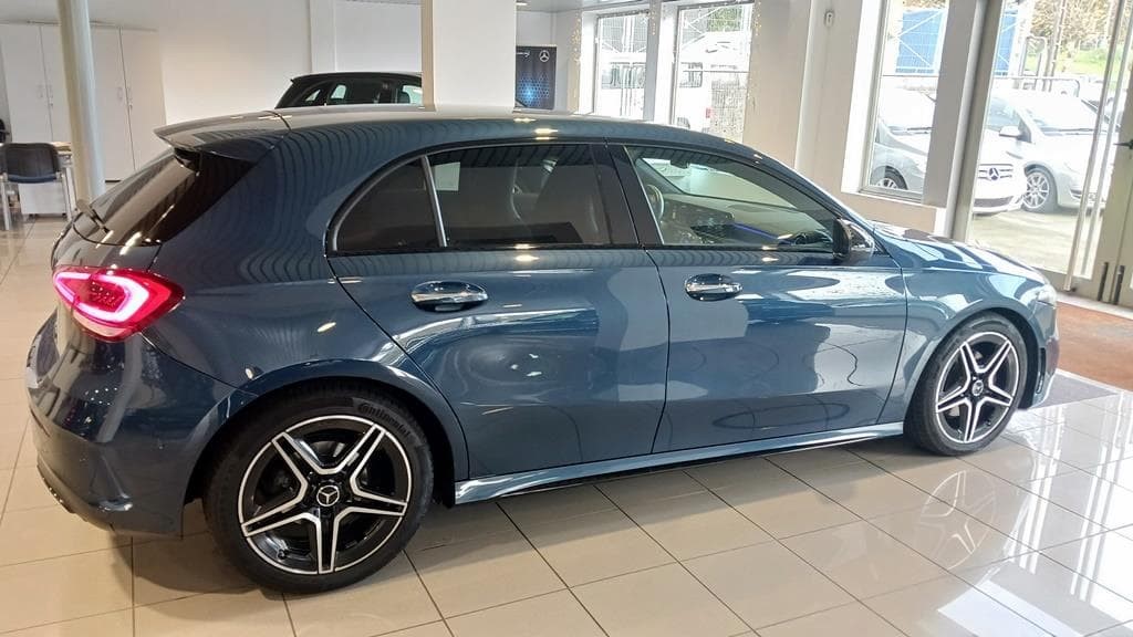 Foto 9 Mercedes A 180 d AMG Edition Aut.