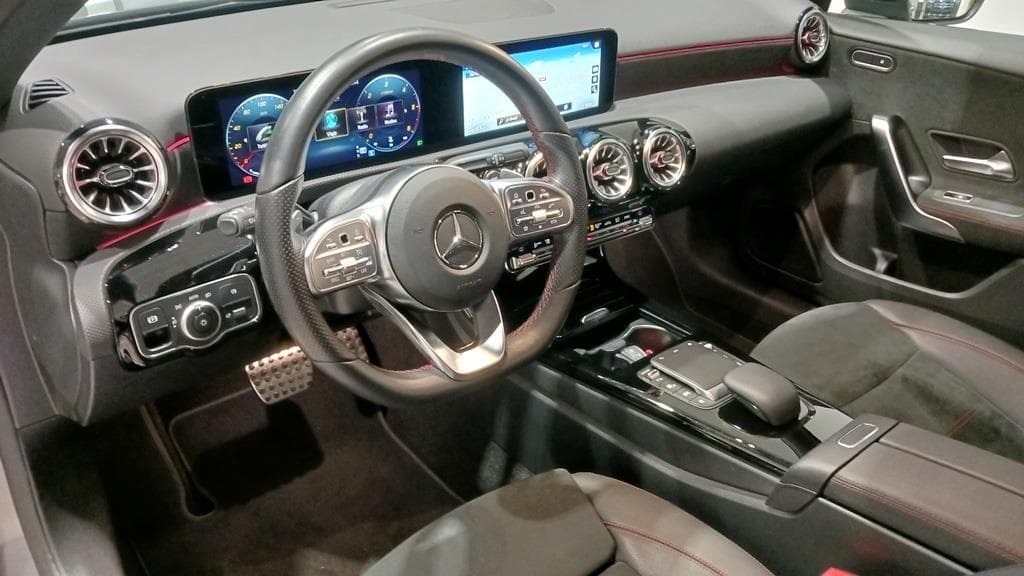Foto 18 Mercedes A 180 d AMG Premium 8G-DCT