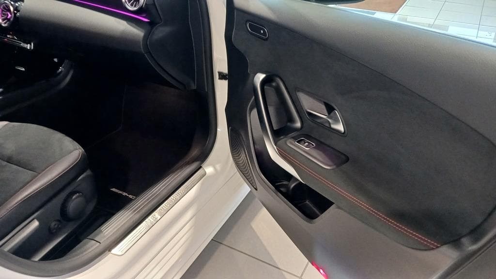 Foto 14 Mercedes A 200 d AMG Advanced Plus Aut.