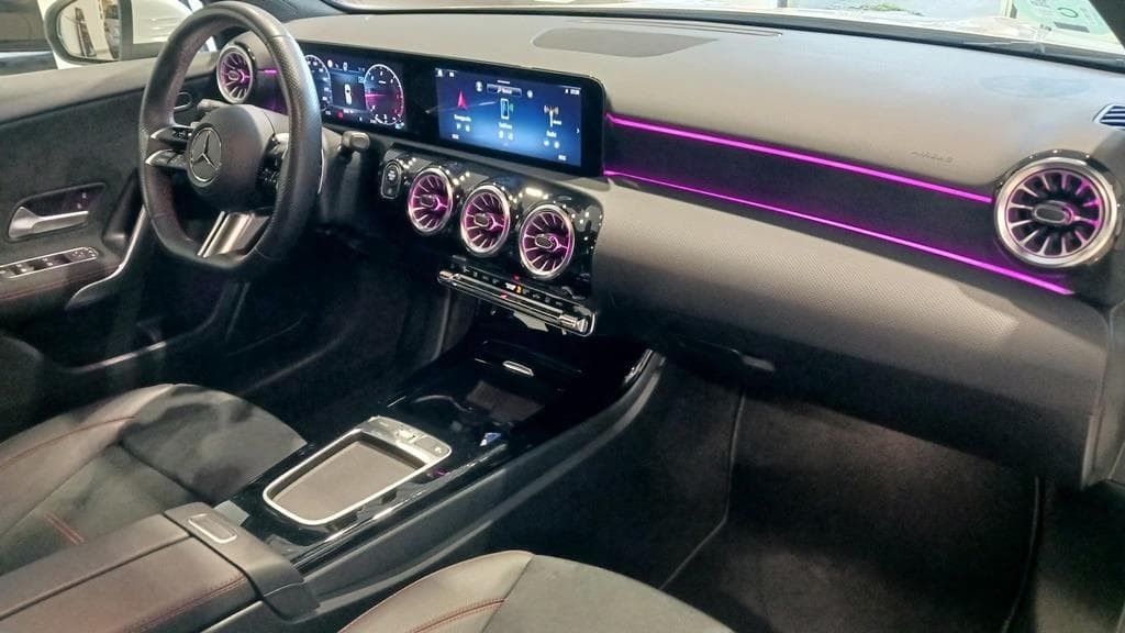 Foto 18 Mercedes A 200 d AMG Advanced Plus Aut.