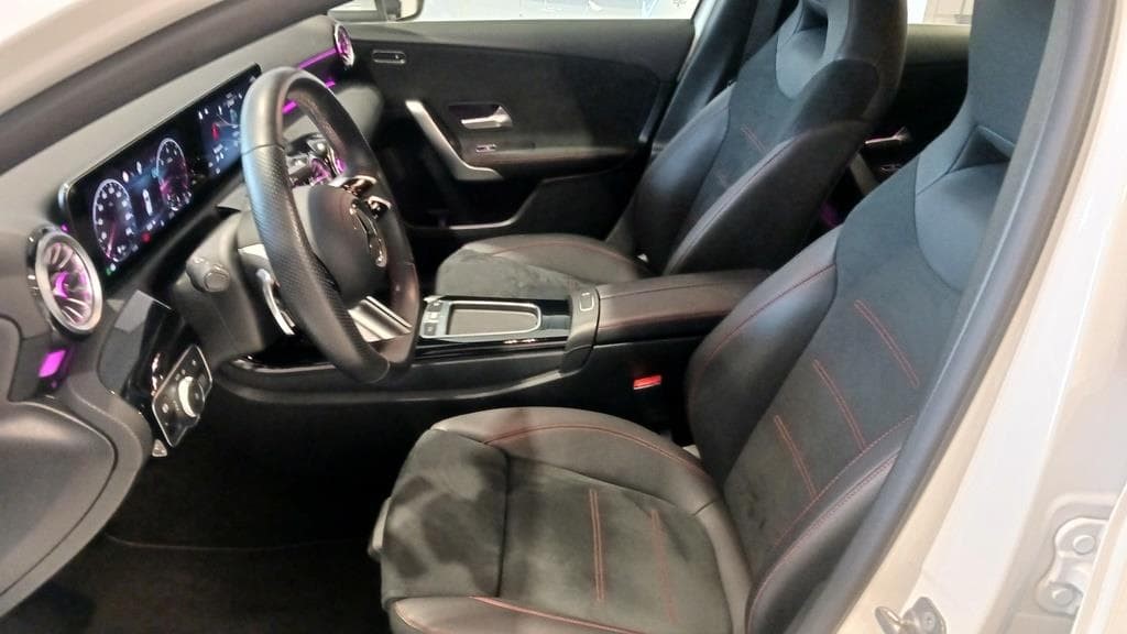 Foto 24 Mercedes A 200 d AMG Advanced Plus Aut.
