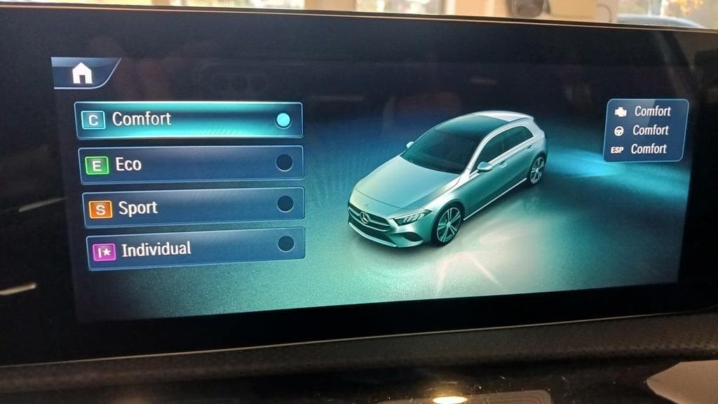 Foto 34 Mercedes A 200 d AMG Advanced Plus Aut.