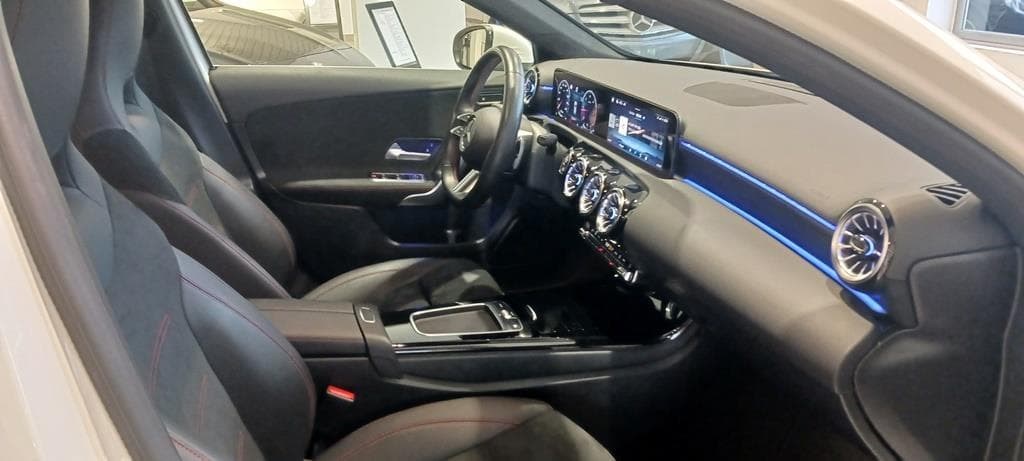 Foto 10 Mercedes A 200 d AMG Advanced Plus