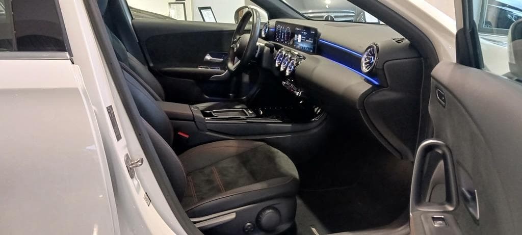 Foto 11 Mercedes A 200 d AMG Advanced Plus