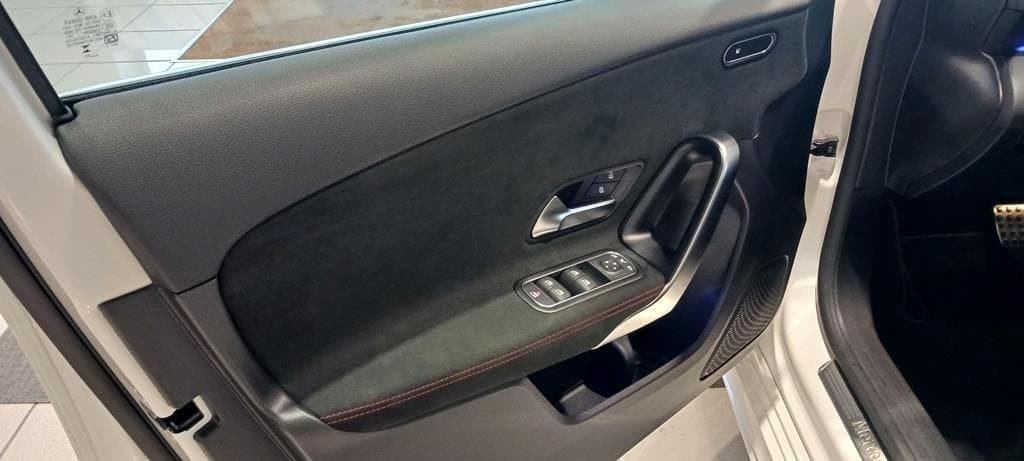 Foto 13 Mercedes A 200 d AMG Advanced Plus