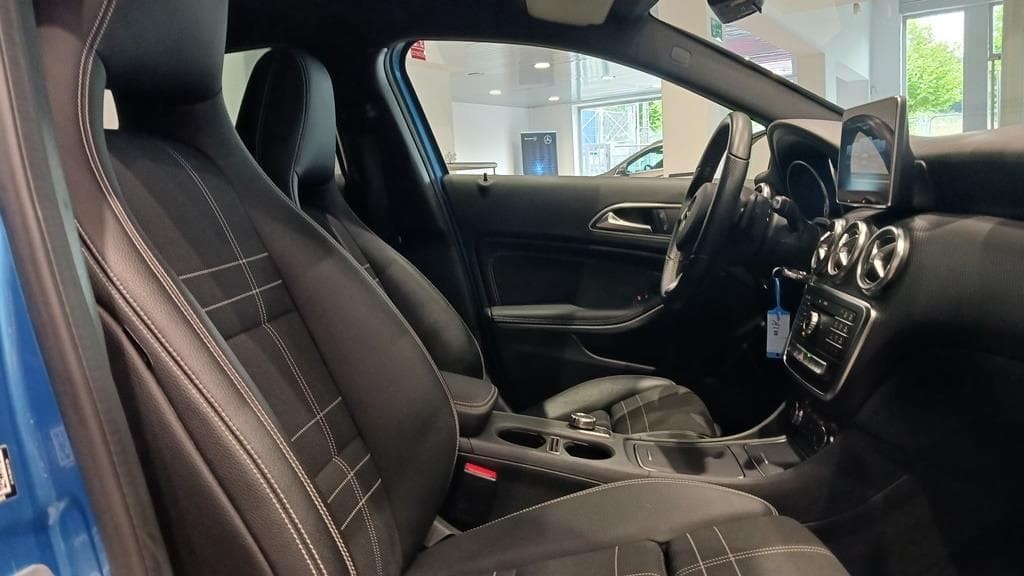 Foto 18 Mercedes A 200 d Urban Aut.