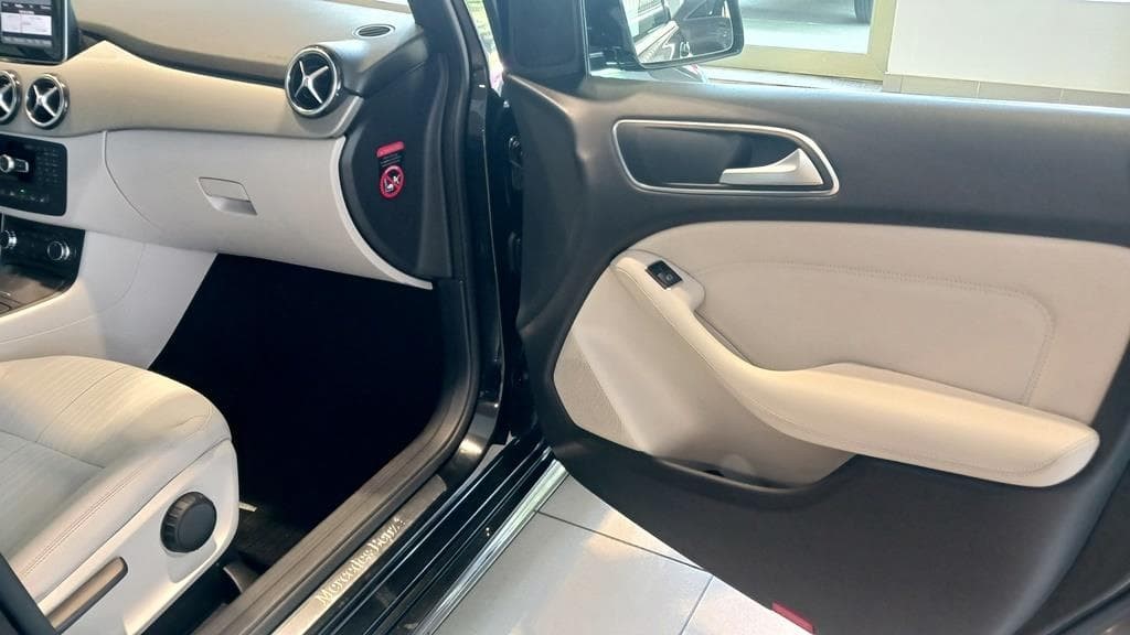 Foto 15 Mercedes B 180 CDI BE Sport Aut.