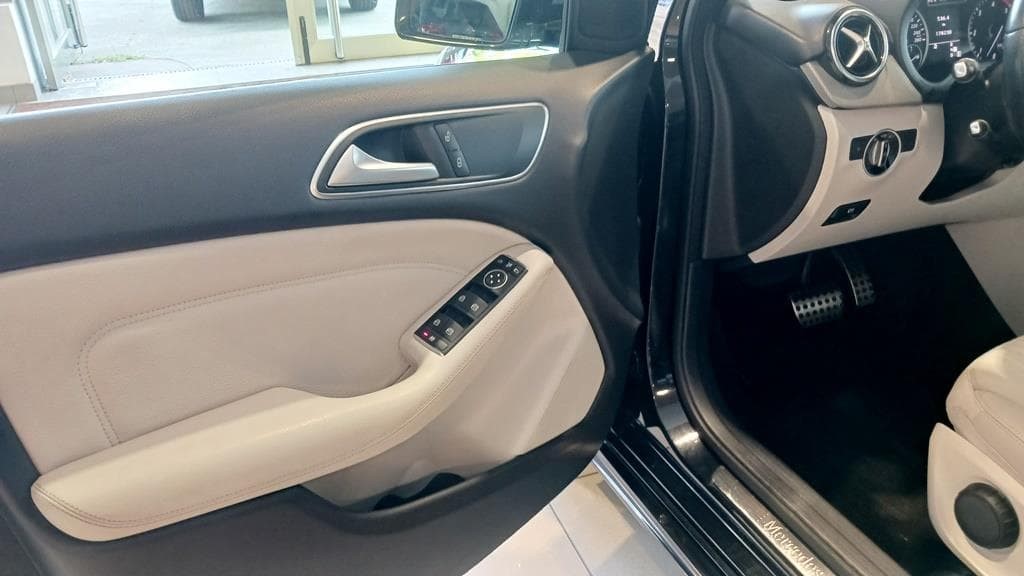 Foto 20 Mercedes B 180 CDI BE Sport Aut.