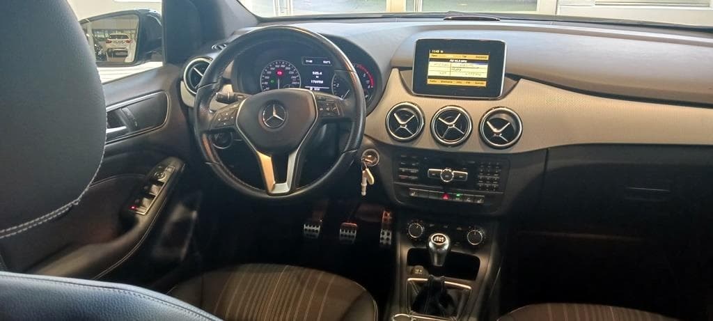 Foto 19 Mercedes B 180 CDI BE Sport