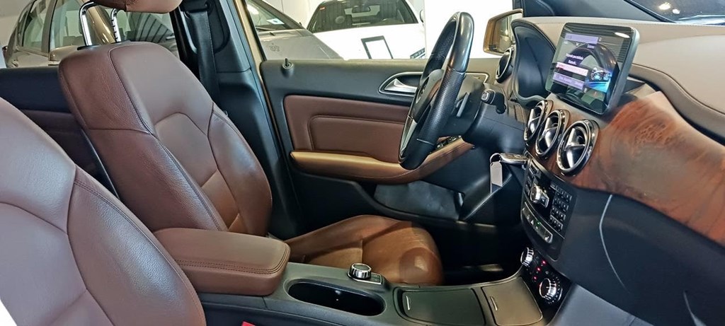 Foto 13 Mercedes B 180 CDI Sport 7G-DCT
