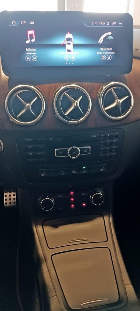 Foto 38 Mercedes B 180 CDI Sport 7G-DCT