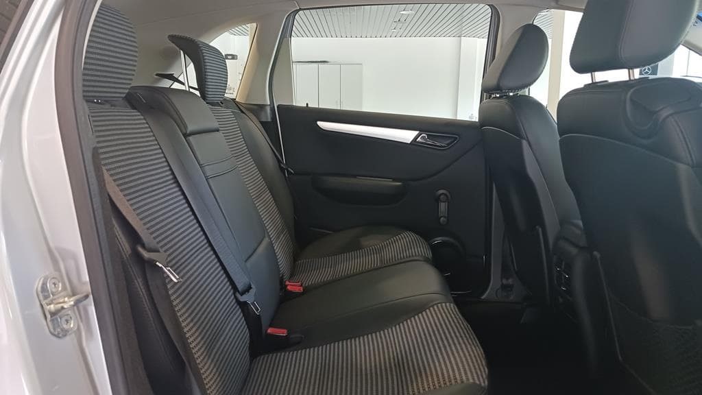 Foto 12 Mercedes B 200 CDI Sport Aut.