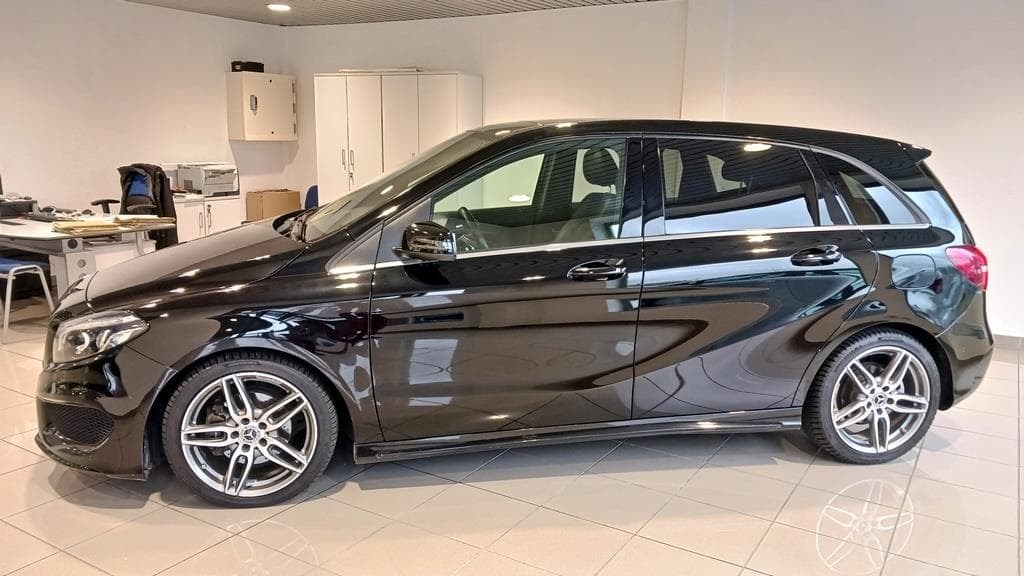 Foto 10 Mercedes B 200 d AMG 7G-DCT