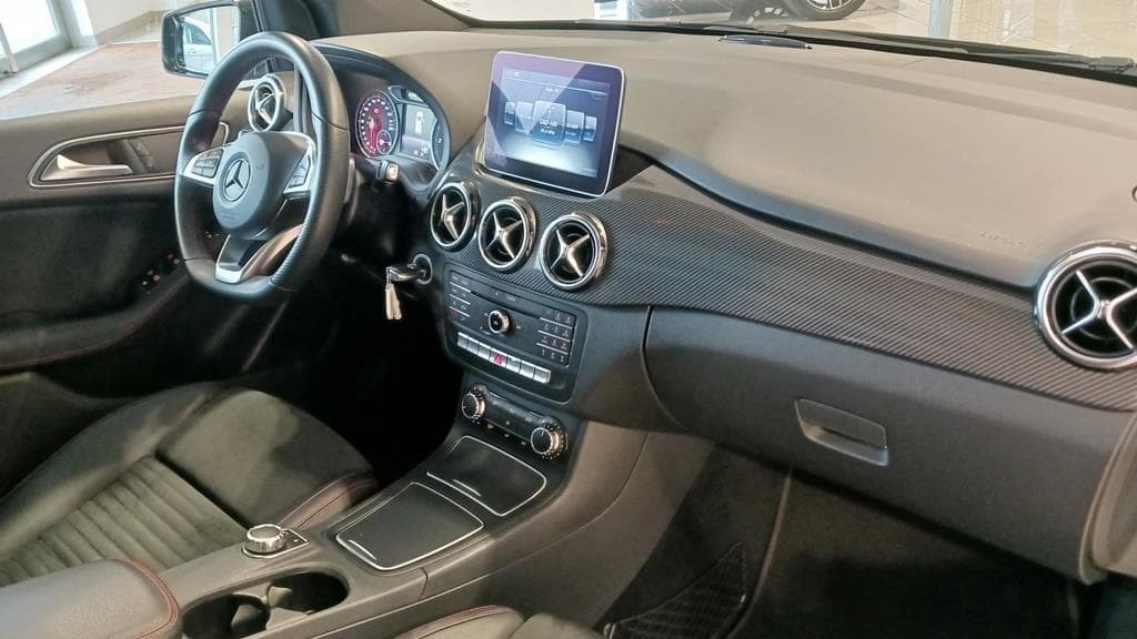 Foto 21 Mercedes B 200 d AMG 7G-DCT