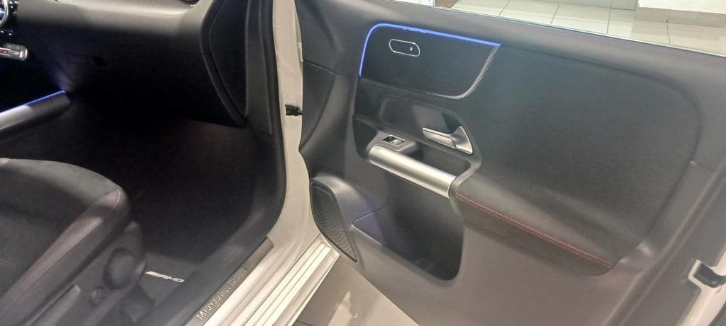 Foto 10 Mercedes B 200 d AMG Advanced Plus