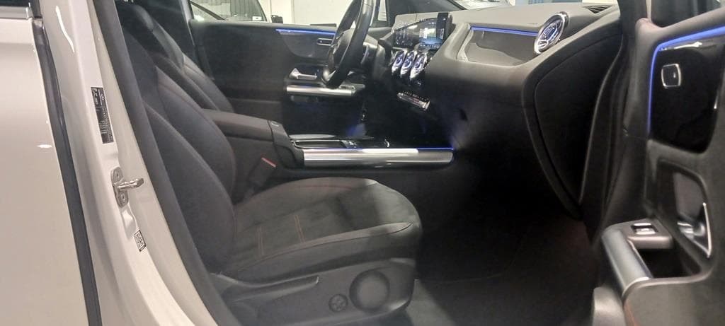 Foto 11 Mercedes B 200 d AMG Advanced Plus