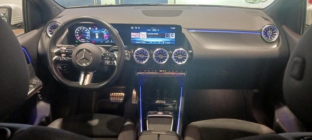 Foto 15 Mercedes B 200 d AMG Advanced Plus