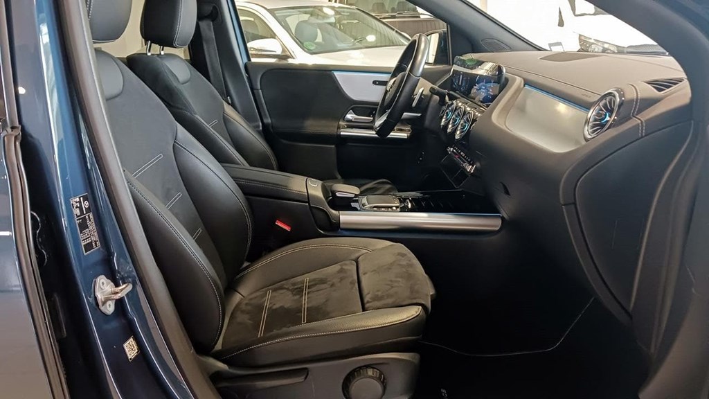 Foto 12 Mercedes B 200 d AMG Edition 8G-DCT