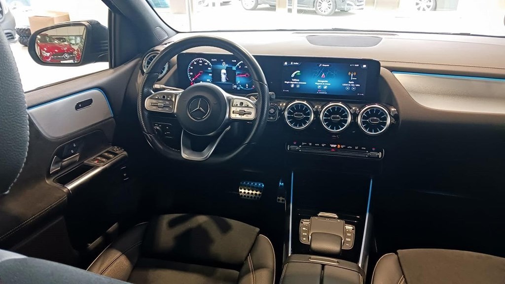Foto 14 Mercedes B 200 d AMG Edition 8G-DCT