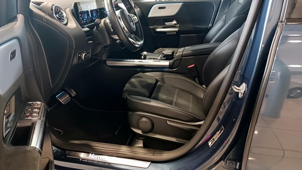 Foto 19 Mercedes B 200 d AMG Edition 8G-DCT