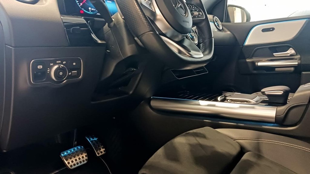 Foto 31 Mercedes B 200 d AMG Edition 8G-DCT