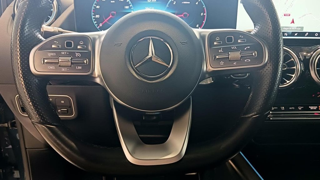 Foto 32 Mercedes B 200 d AMG Edition 8G-DCT