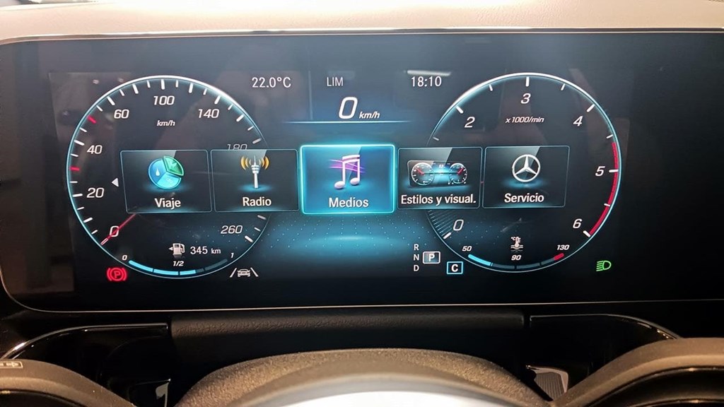 Foto 35 Mercedes B 200 d AMG Edition 8G-DCT