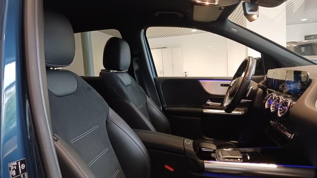 Foto 17 Mercedes B 200 d AMG EDITION Aut.