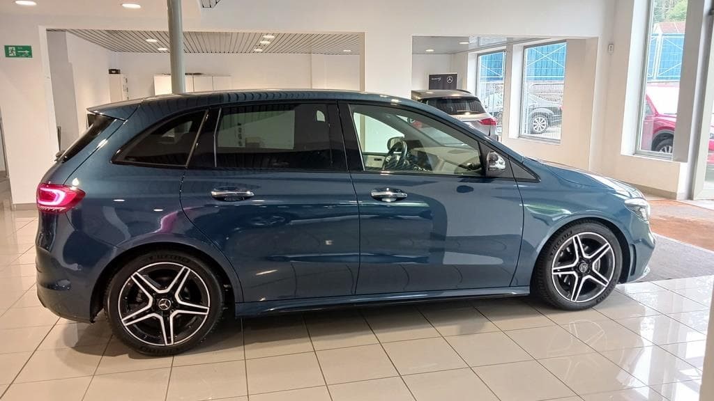 Foto 9 Mercedes B 200 d AMG EDITION Aut.