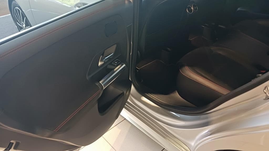 Foto 11 Mercedes B 200 d AMG Premium 8G-DCT
