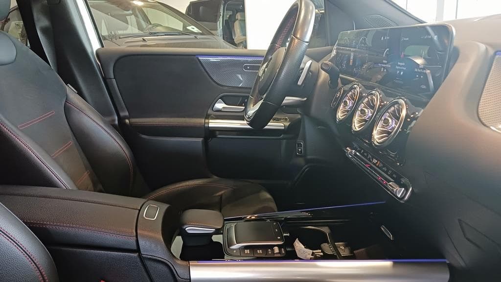 Foto 23 Mercedes B 200 d AMG Premium 8G-DCT